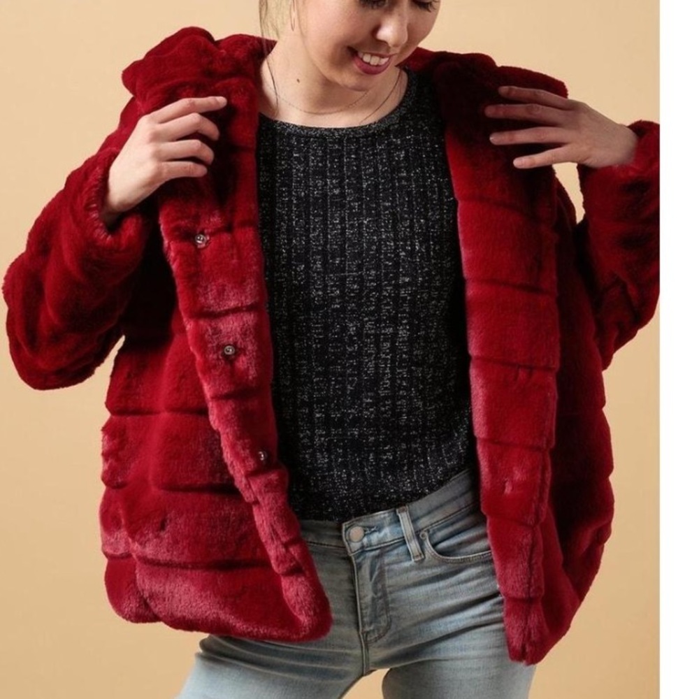 APPARIS Red hooded coat
